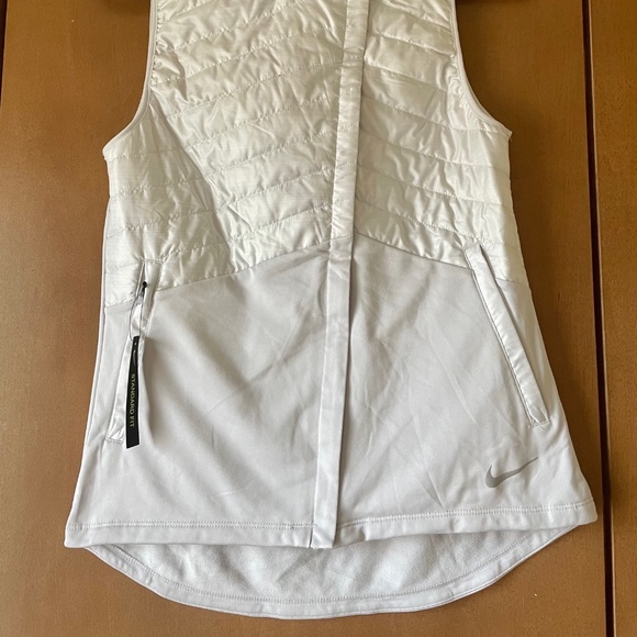 Nike Thermore Quilted Mock Neck Running Vest SMALL - Picture 3 of 13